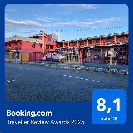 Hotel Costa Del Sol Puerto Limon Exterior photo
